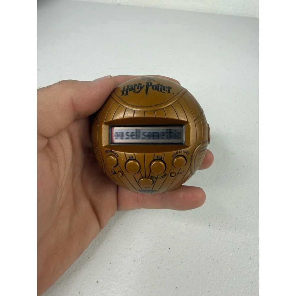 Radica Harry Potter Golden Snitch 20Q 20 Questions Handheld Electronic Game 2007